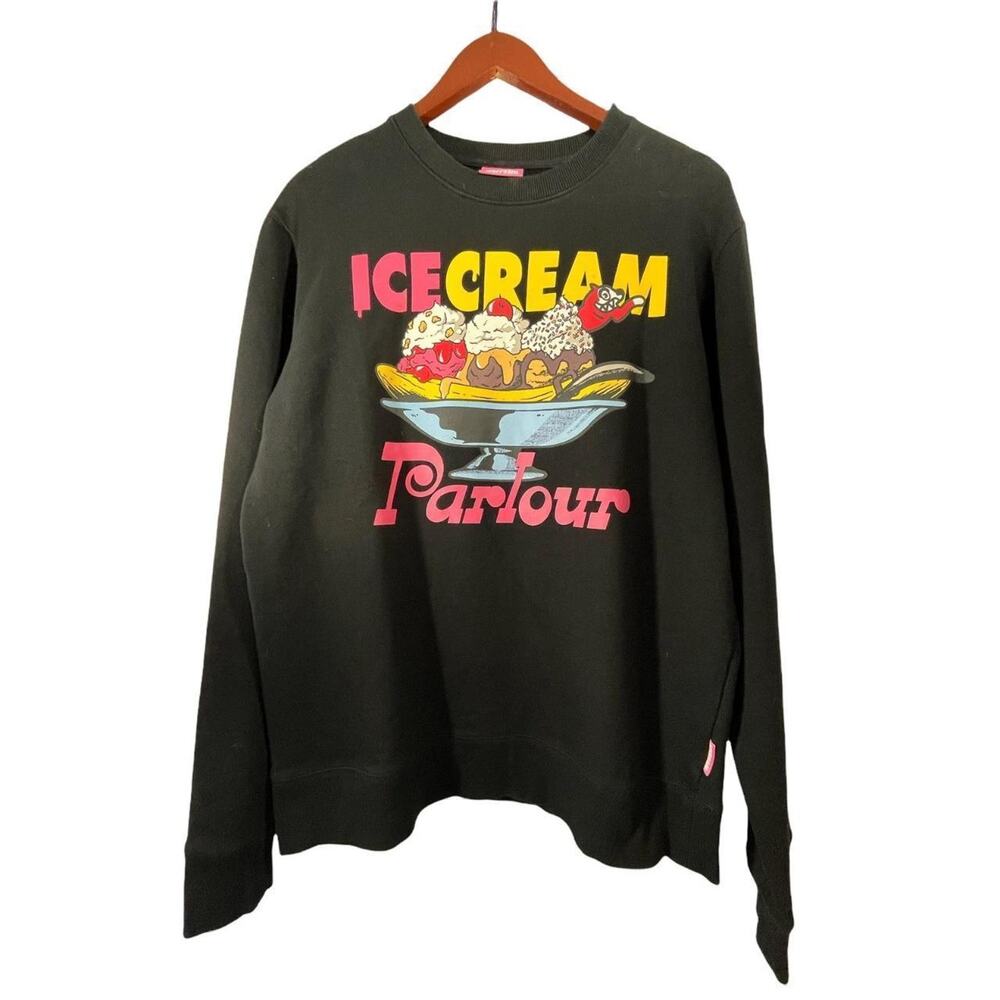 Size large color black condition